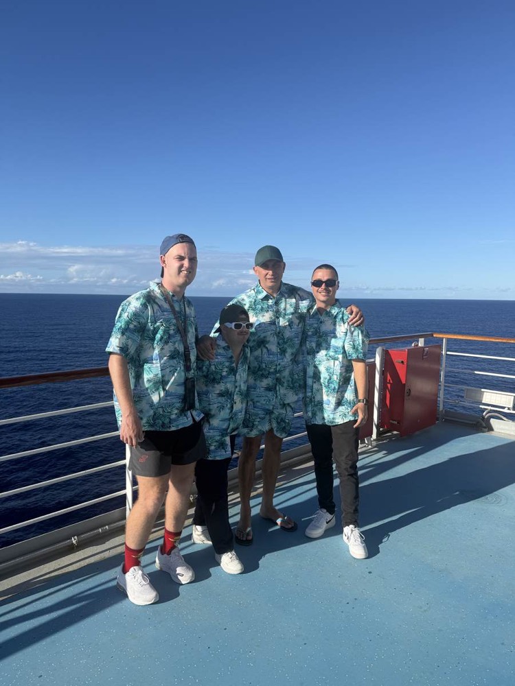 Group cruise trip